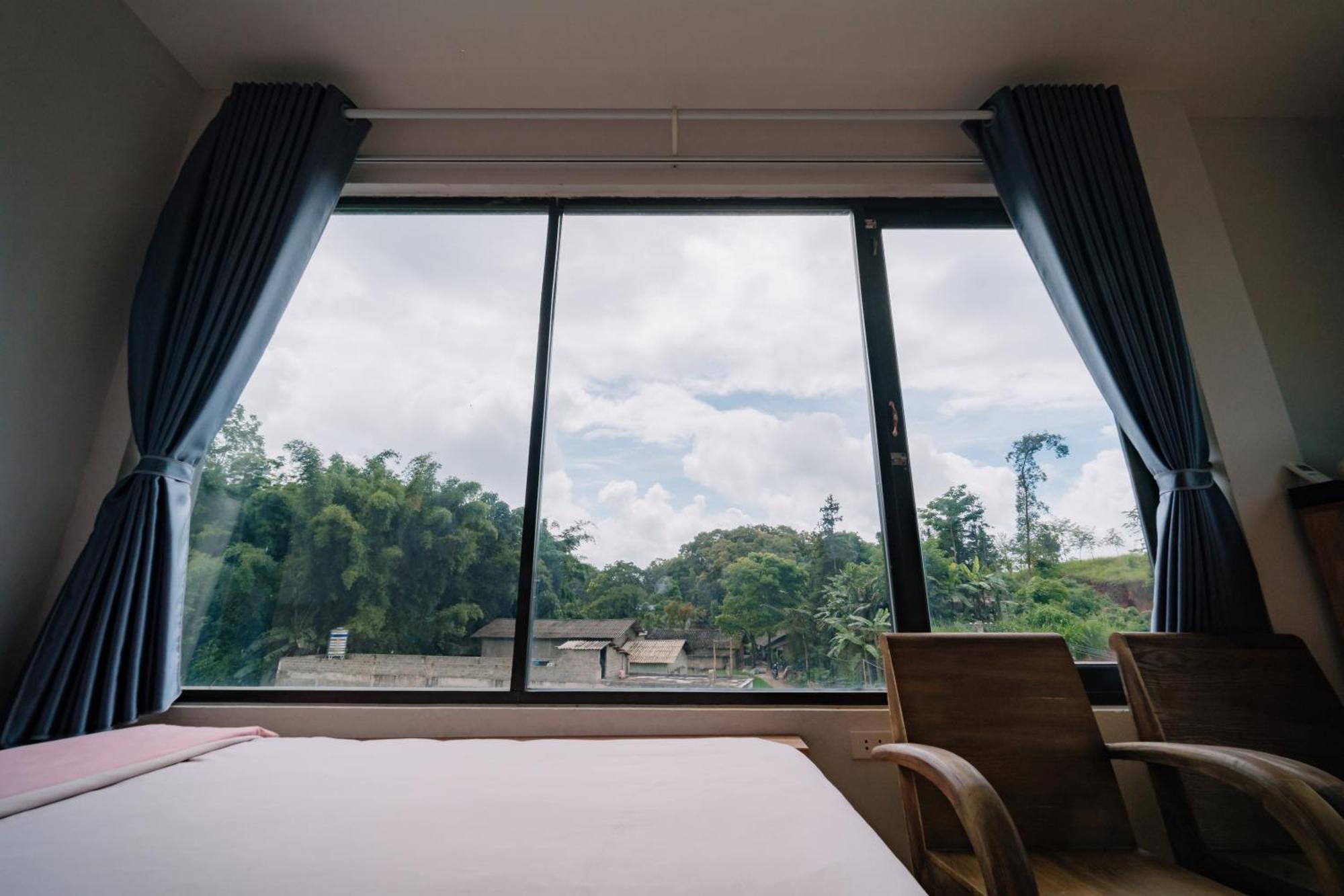 Dong Van Golden Hotel ภายนอก รูปภาพ